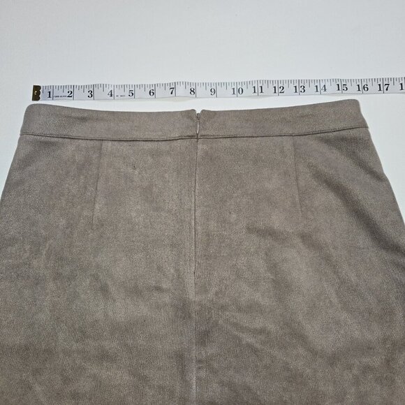 Fashion On Earth Faux Suede Mini Skirt Front Buttons Pockets Large Beige FE22F87 - Picture 5 of 7